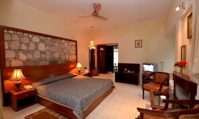 Corbett Suman Grand Hotel Corbett National Park Kamer foto