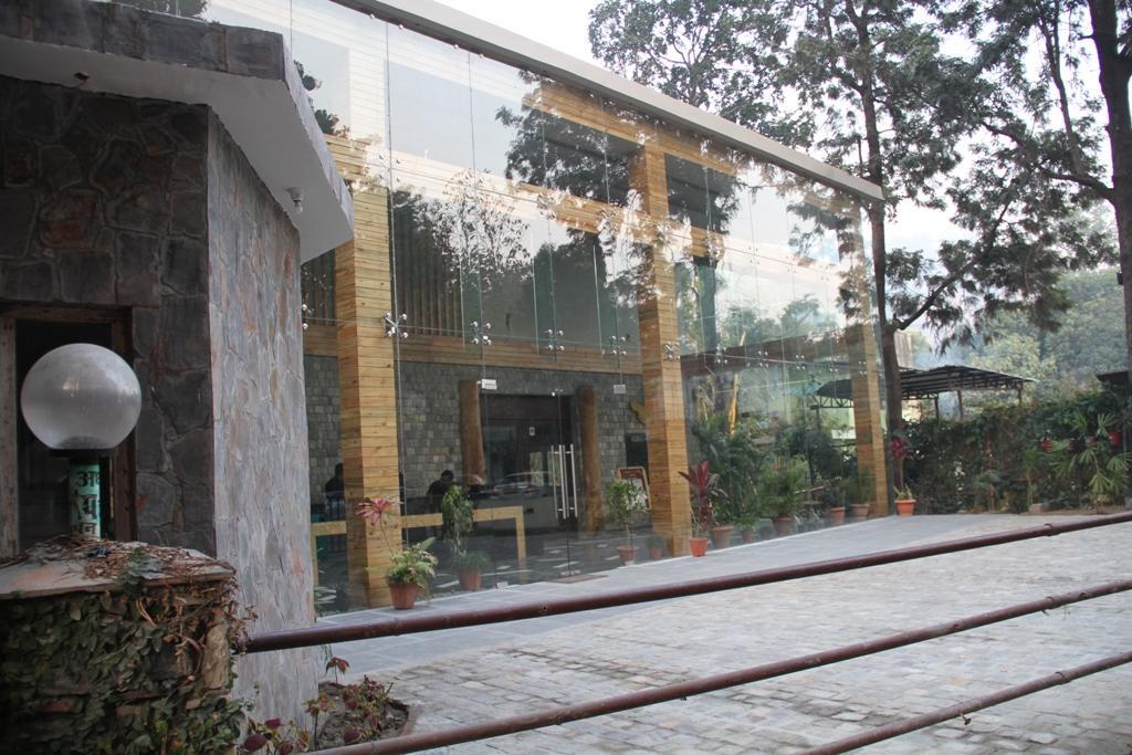 Corbett Suman Grand Hotel Corbett National Park Buitenkant foto